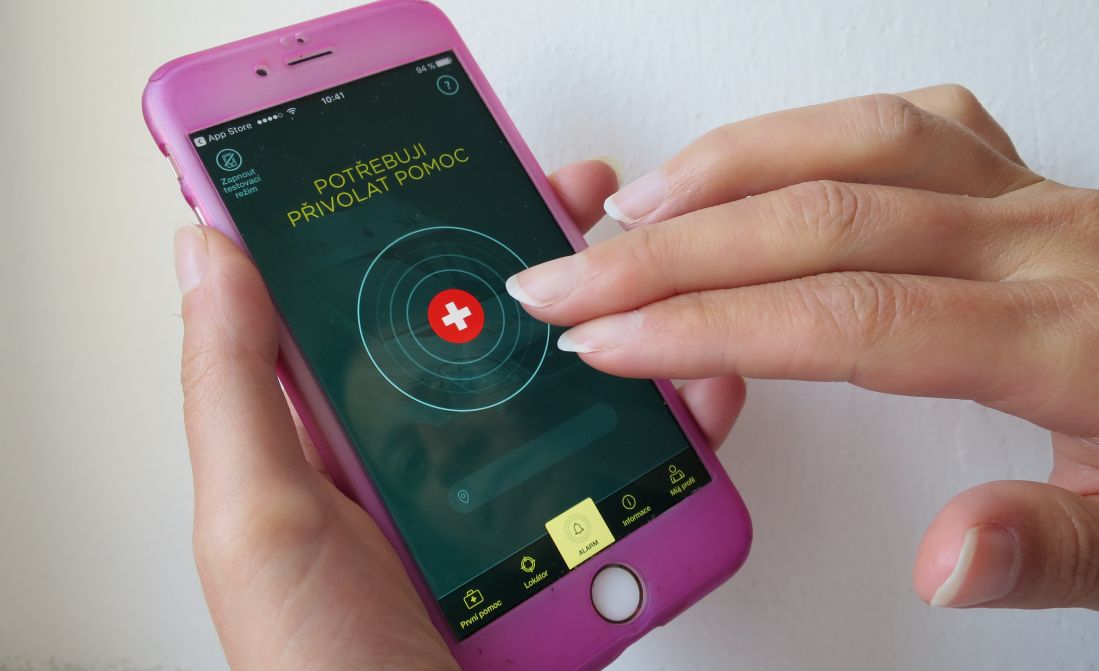 Mobilní aplikace Záchranka pomáhá s rychlejší první pomocí. Má ji už víc než 420 000 lidí