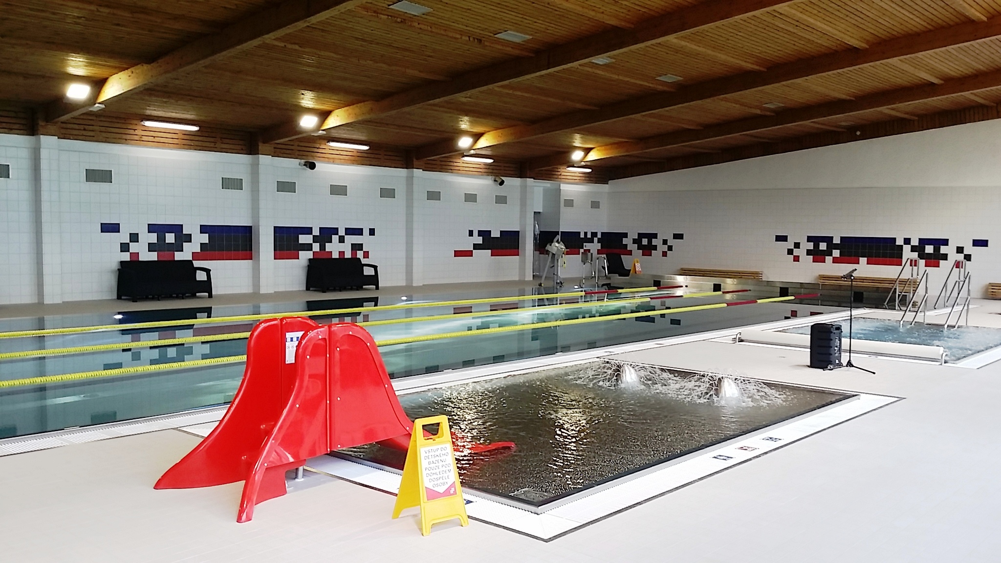 Bazén ve Volarech po rekonstrukci