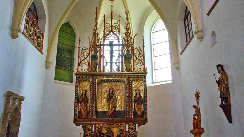 Valdštejnský oltář v Mariánské kapli, pozůstatek původního kostela | foto: Jaroslav Hoření, Český rozhlas Valdštejnský oltář v Mariánské kapli, pozůstatek původního kostela