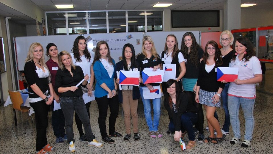 Obchodní škola v Gmündu, kde s rakouskými žáky studují i desítky Čechů