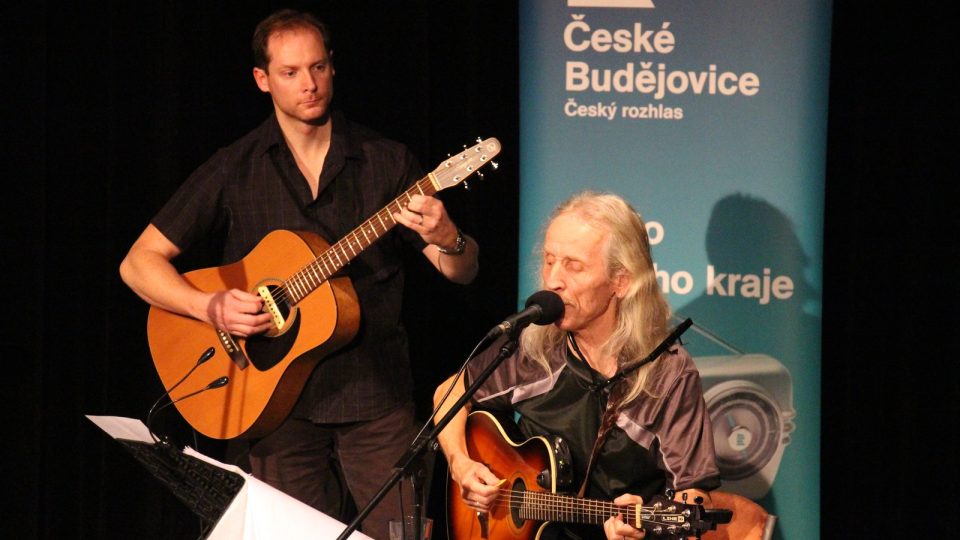 Koncert kapely Bluesberry ve studiovém sále Českého rozhlasu České Budějovice