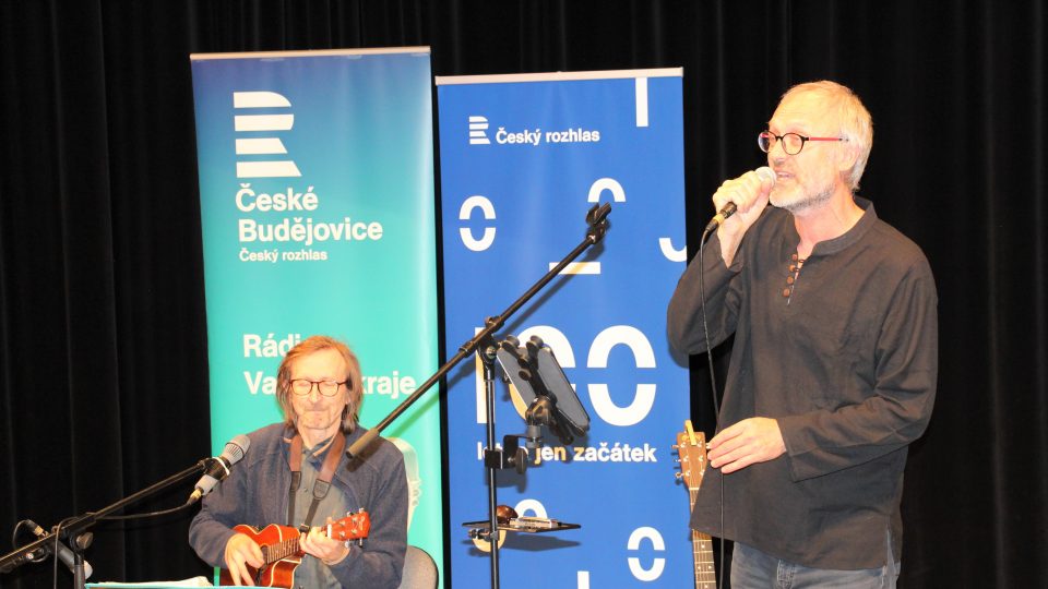 Mirek Kemel Trio a Vladimír Javorský ve studiovém sále Českého rozhlasu České Budějovice