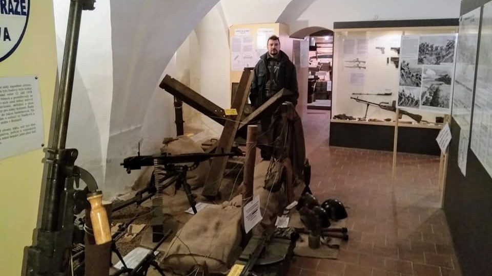 Muzeum československé armády na zámku v Jindřichově Hradci provozuje Miloslav Sviták