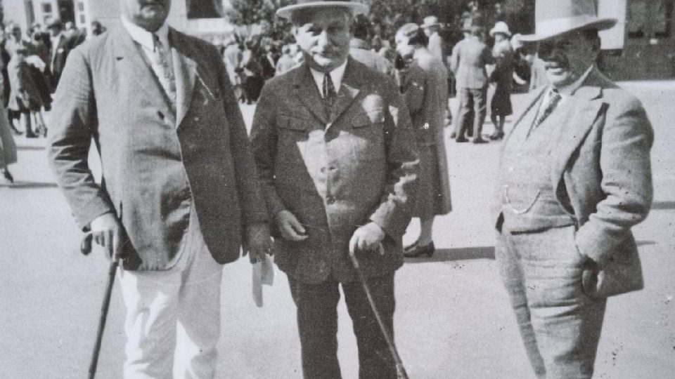 Leoš Janáček - uprostřed