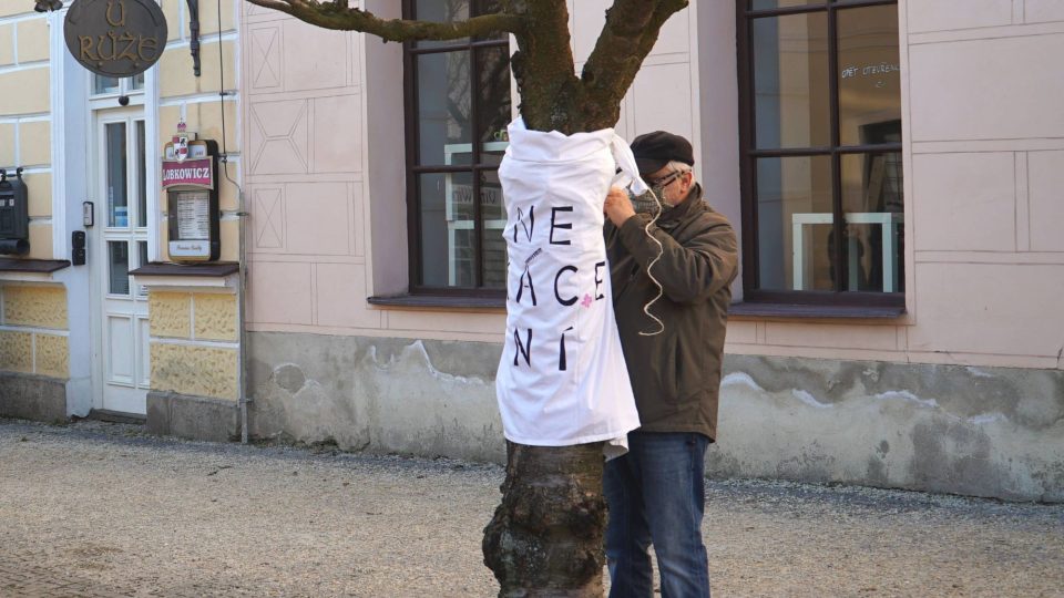 Kácení stromů a protesty ve Slavonicích