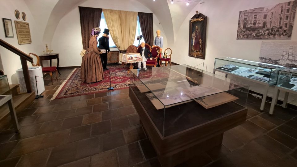 Výstava Císařský syn v městě pod Libínem v Prachatickém muzeu připomíná návštěvu korunního prince Rudolfa