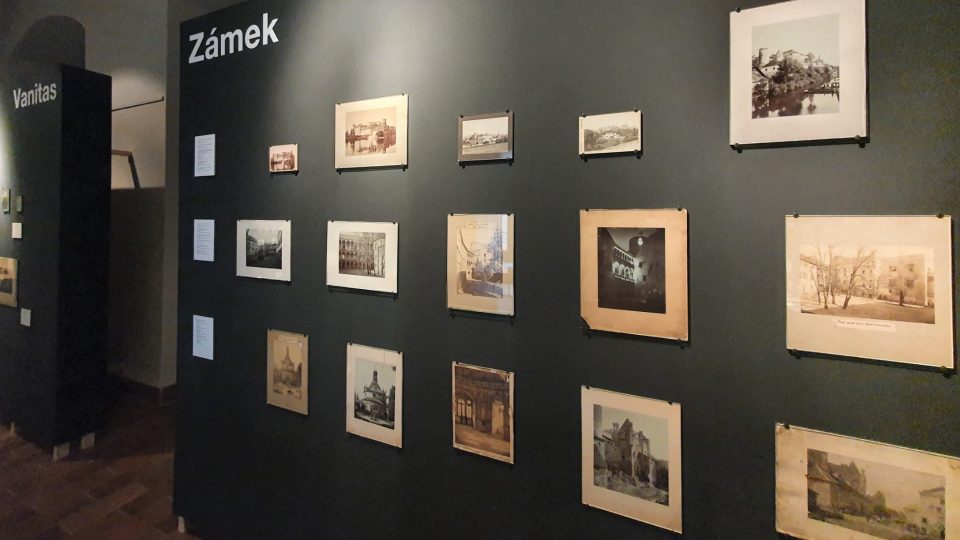 Život a dílo jindřichohradeckého fotografa Bohdana Václava Lišky představuje velká výstava v místním Muzeu fotografie a moderních obrazových médií