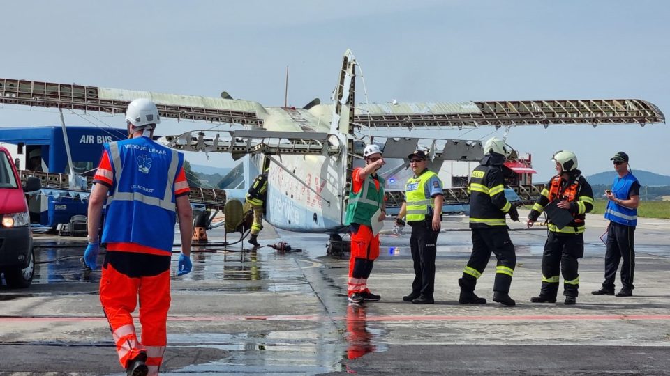Cvičení záchranných složek na letišti v Plané u Českých Budějovic
