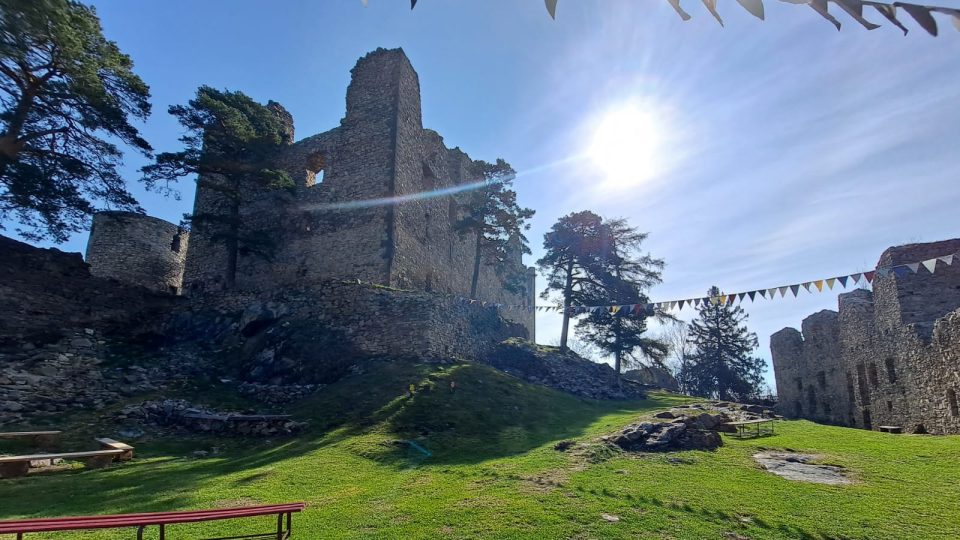 Zřícenina hradu Helfenburk u Bavorova na Strakonicku