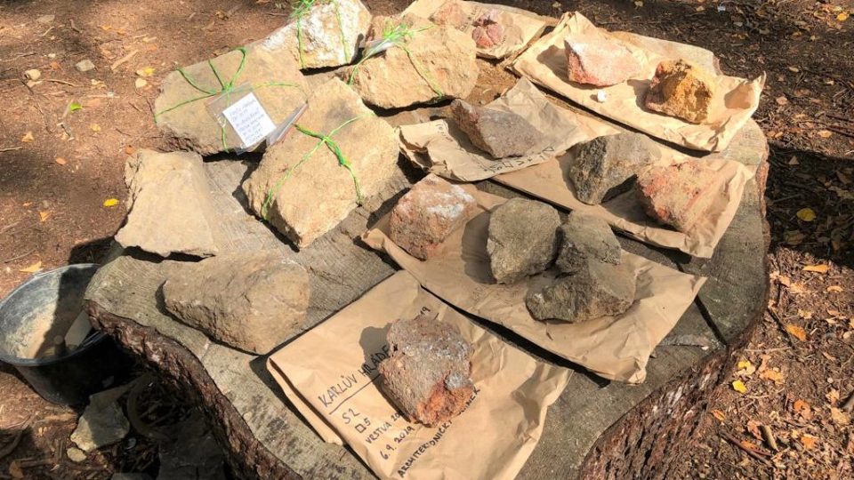 Archeologické nálezy v Karlova hrádku na Českobudějovicku