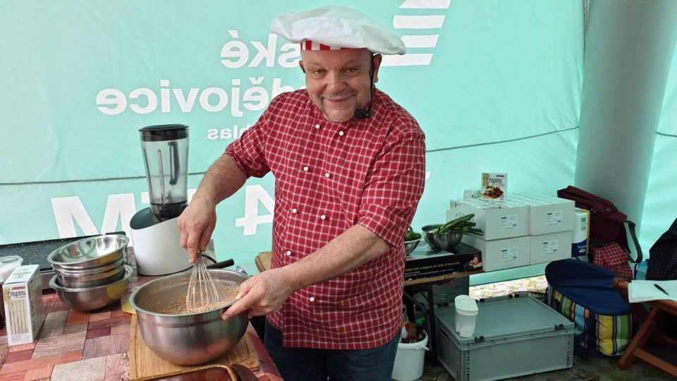 Kuchařský čaroděj Petr Stupka kouzlil na výstavě Hobby v Českých Budějovicích