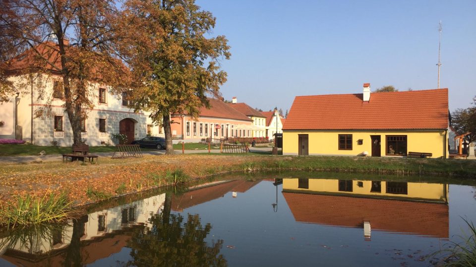 Obec Holašovice na Českobudějovicku, od roku 1998 na seznamu UNESCO