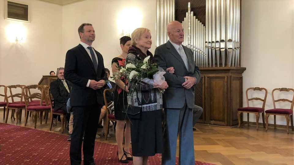 Manželé Zdeněk a Ivana Knotovi oslavili platinovou svatbu