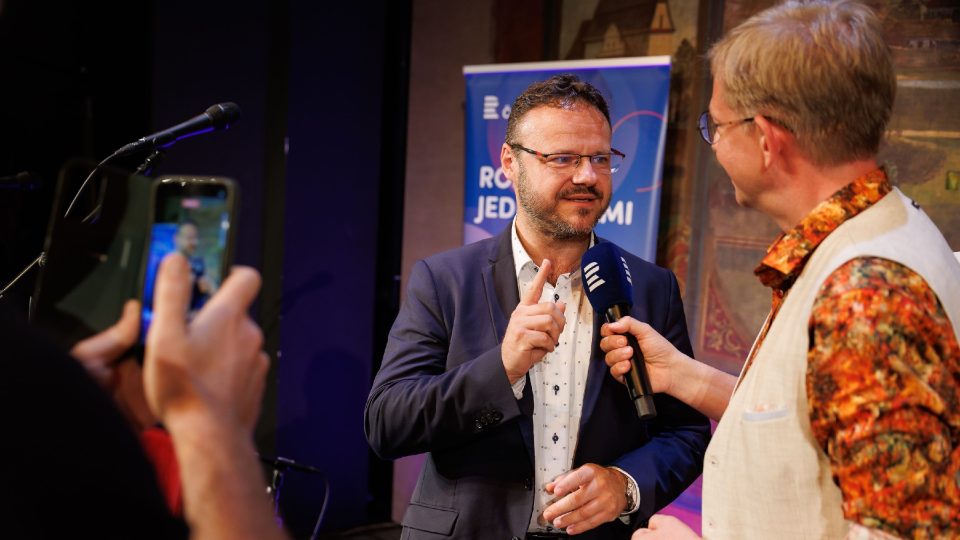 Reného Zavorala zpovídal Aleš Cibulka i v zákulisí