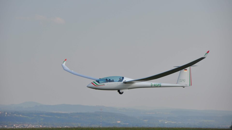 Mistrovství světa v bezmotorovém létání na letišti Hosín u Českých Budějovic