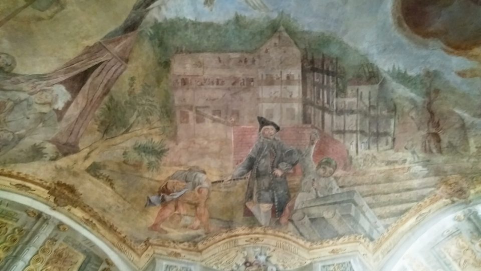 Nástropní malba zobrazující pověst o založení kláštera Zlatá Koruna