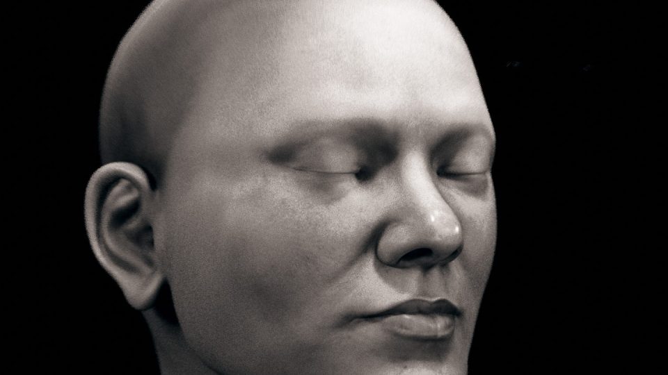 Vědci zrekonstruovali podobu pravěké ženy, jejíž ostatky byly nalezeny v Koněpruských jeskyních