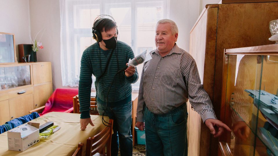 Manžel paní Marie se pochlubil svým koníčkem, lepí modely letadlových lodí