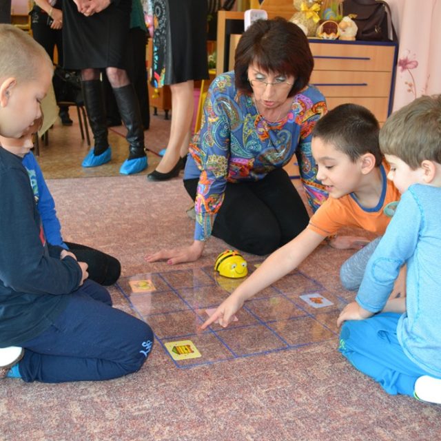Třetí mateřská škola v Jindřichově Hradci využívá moderní technologie a stala se prvním edukačním centrem organizace EDULAB v Jihočeském kraji | foto: Karolína Průšová