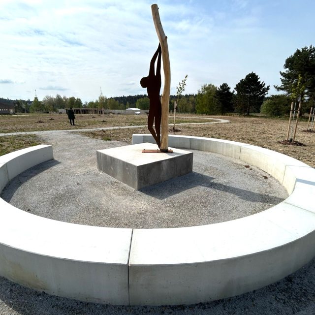 Památník holokaustu Romů a Sintů v Letech u Písku | foto: Matěj Vodička,  Český rozhlas