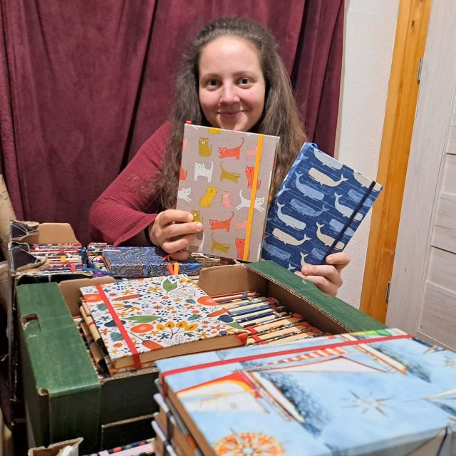 Své diáře Tereza Prášková obvykle prodá na vánočních trzích | foto: Kristýna Barchini,  Český rozhlas