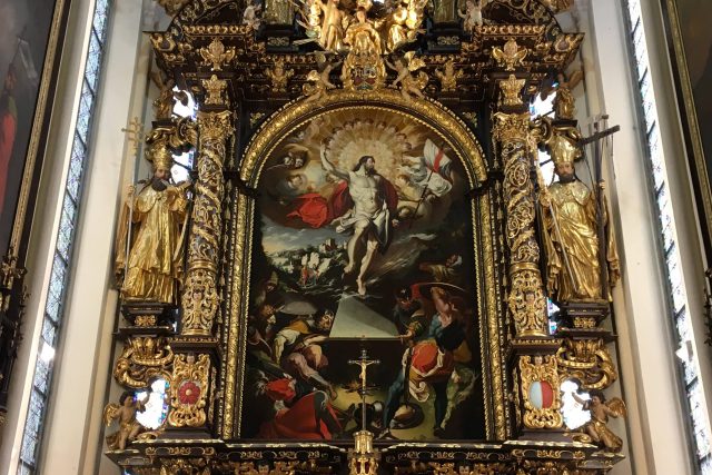 Část oltáře v kostele Nanebevzetí Panny Marie ve Vyšším Brodě | foto: Matěj Vodička,  Český rozhlas