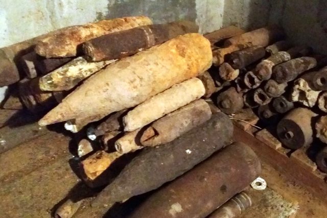 Policejní sklad nalezené nevybuchlé munice ve Frýdku-Místku | foto: Martin Knitl,  Český rozhlas