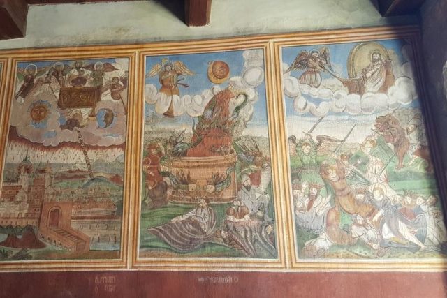 Fresky v luteránské modlitebně vynikají sytými barvami a detailním zpracováním | foto: Lucie Hochmanová,  Český rozhlas