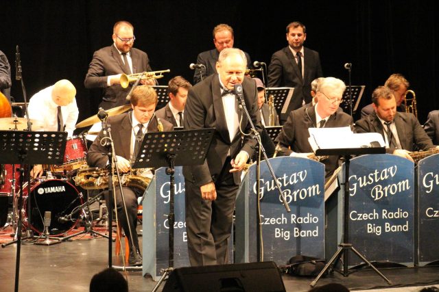 Rozhlasový Big Band Gustava Broma při koncertě v Táboře | foto: Miroslav Tichák,  Český rozhlas