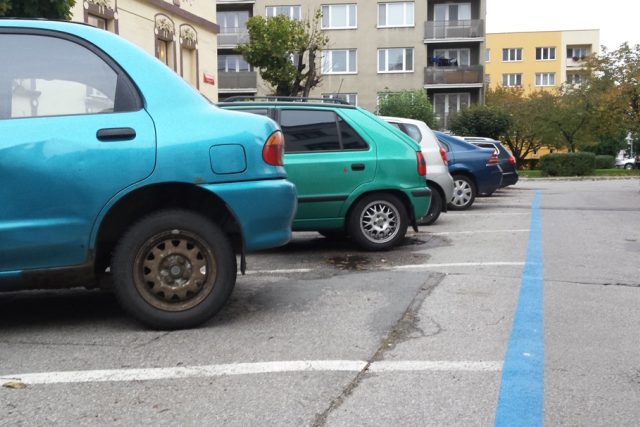Parkovací zóny se objeví i v druhé části Pražského předměstí | foto: Andrea Poláková,  Český rozhlas