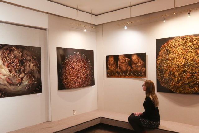 Výstava Oáza hororu v poušti nudy v Prácheňském muzeu v Písku | foto: David Peltán / MAFRA / Profimedia,  Profimedia