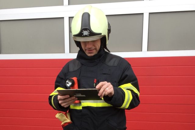 Jihočeští hasiči používají novou aplikaci,  která jim pomůže najít nejbližší hydrant | foto: Jitka Cibulová Vokatá,  Český rozhlas