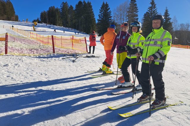 Policejní hlídka na lyžích | foto: Jitka Englová,  Český rozhlas