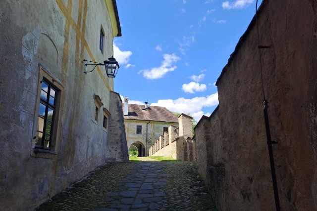 Zlatokorunský klášter byl jedním z objektů,  které se během husitských válek padělanou listinou přivlastnil Oldřich II. z Rožmberka | foto: Zdeněk Zajíček,  Český rozhlas