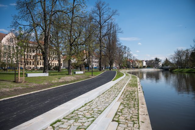 Park Dukelská v Českých Budějovicích po rekonstrukci | foto: Petr Skřivánek,  ČTK