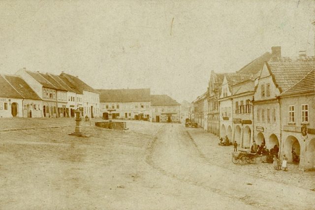 Trhové Sviny na pohlednici z roku 1890 | foto: archiv Jana Štiftera