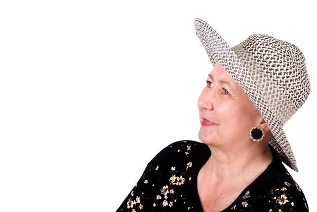 Stará dáma,  seniorka,  elegance,  klobouk | foto: Fotobanka Profimedia