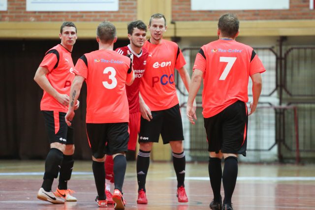 Futsalisté ve sportovní hale v Českých Budějovicích | foto: David Peltán,  MAFRA / Profimedia