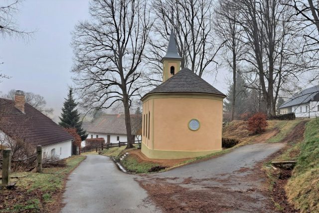 Opravená kaple v Krejčovicích u Volar | foto: Kristýna Barchini,  Český rozhlas
