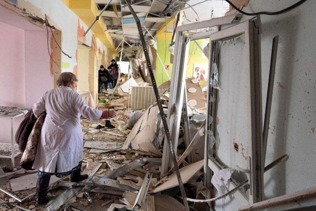 Rozbombardovaná nemocnice na Ukrajině | foto: Fotobanka Profimedia