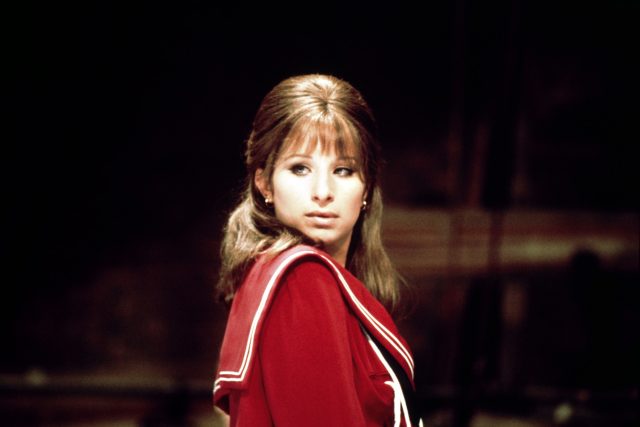 Barbra Streisand ve filmovém muzikálu Funny Girl | foto: Courtesy Everett Collection,  Fotobanka Profimedia