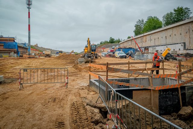 Stavba dálničního tunelu Pohůrka | foto: Petr Lundák,  MAFRA / Profimedia