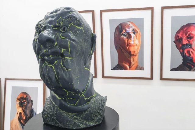 Jedním ze základních témat tvorby Thomase Schütteho jsou busty a portréty | foto: Petr Kubát,  Český rozhlas