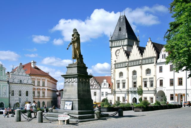 Pomník Jana Žižky na náměstí v Táboře | foto: Fotobanka Profimedia