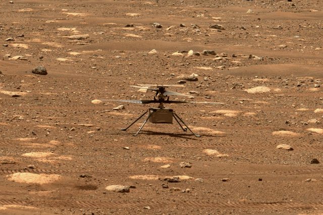 Malý vrtulník Ingenuity | foto: NASA / JPL-CALTECH / SPACE SCIENCE INSTITUTE